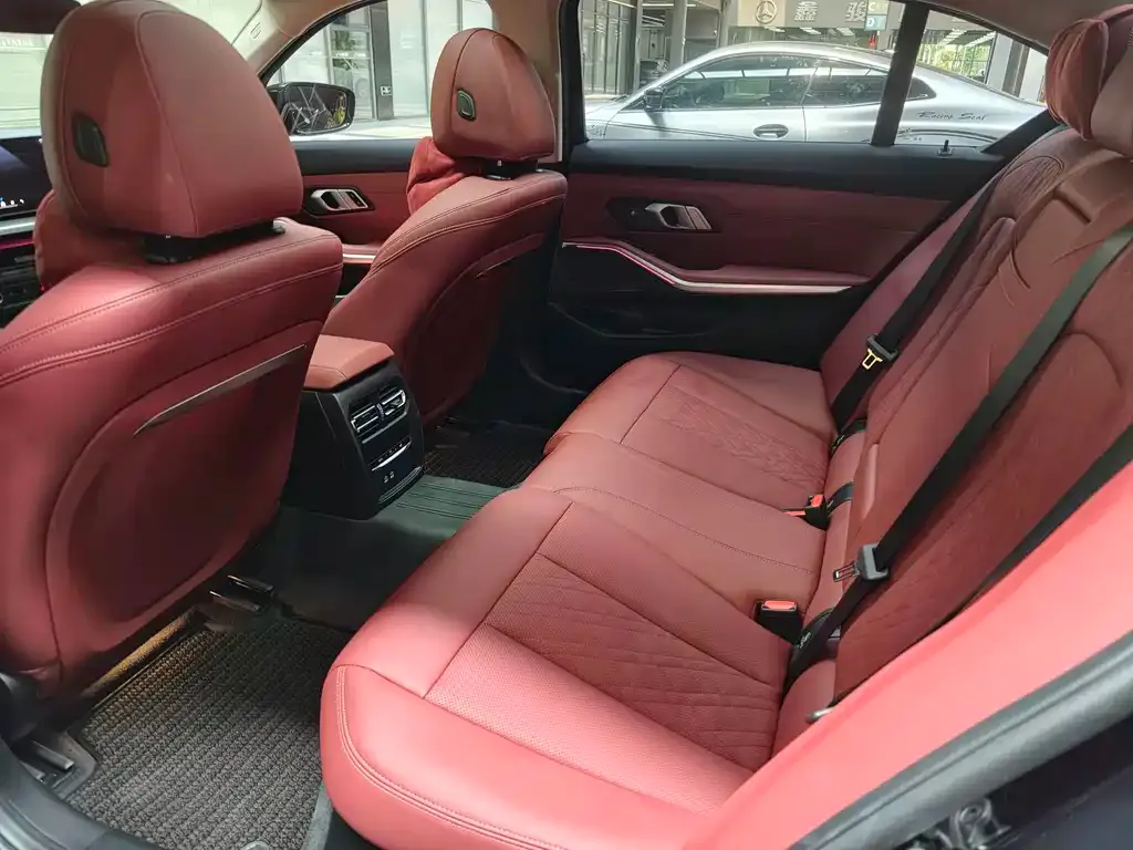 BMW 3 Series — фото 10