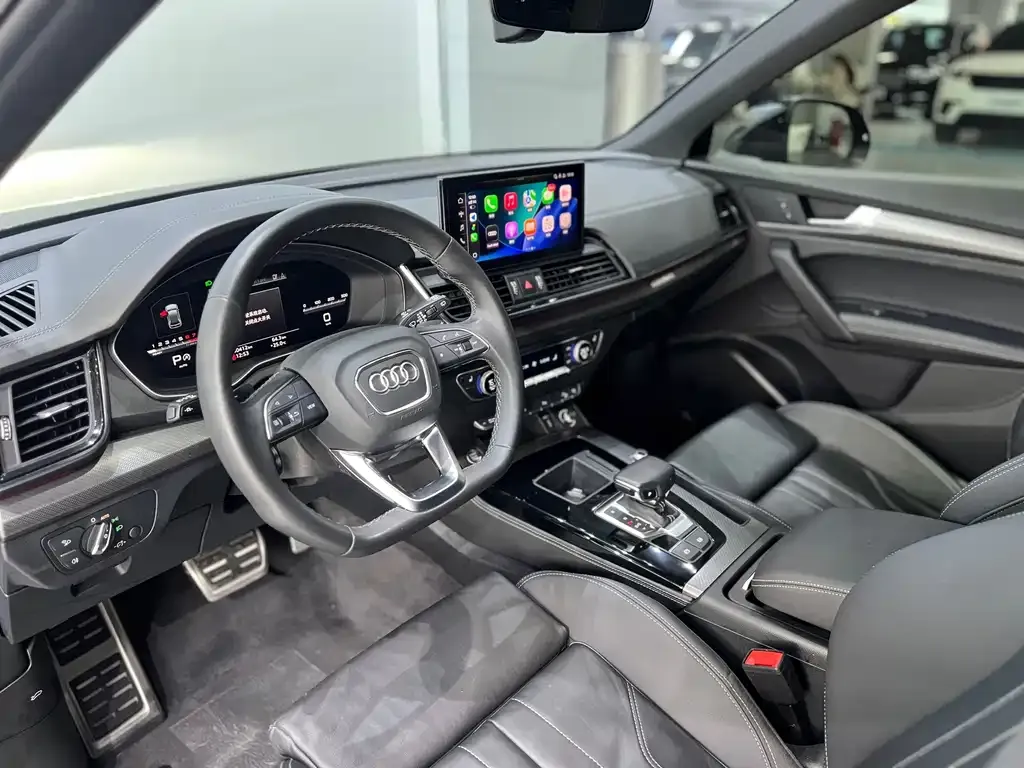Audi Q5L — фото 2