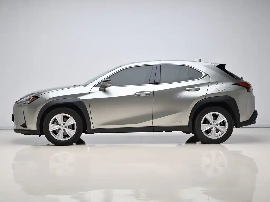 Lexus UX — фото 7
