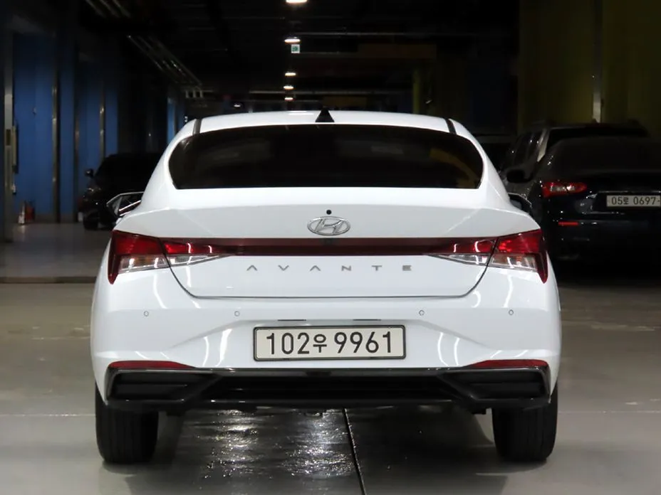 Hyundai AVANTE — фото 2