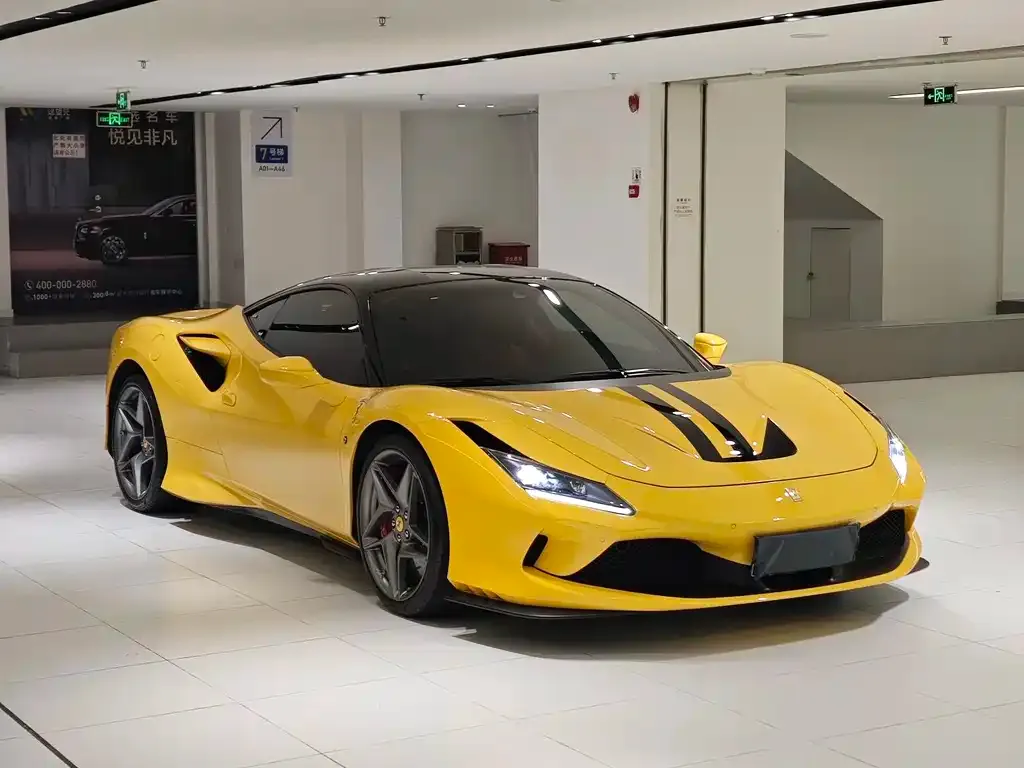 Ferrari F8 — фото 8