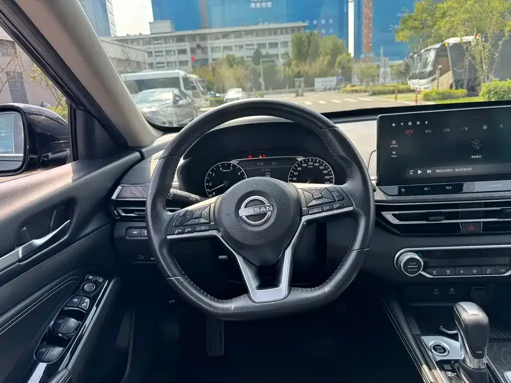 Nissan Teana — фото 2