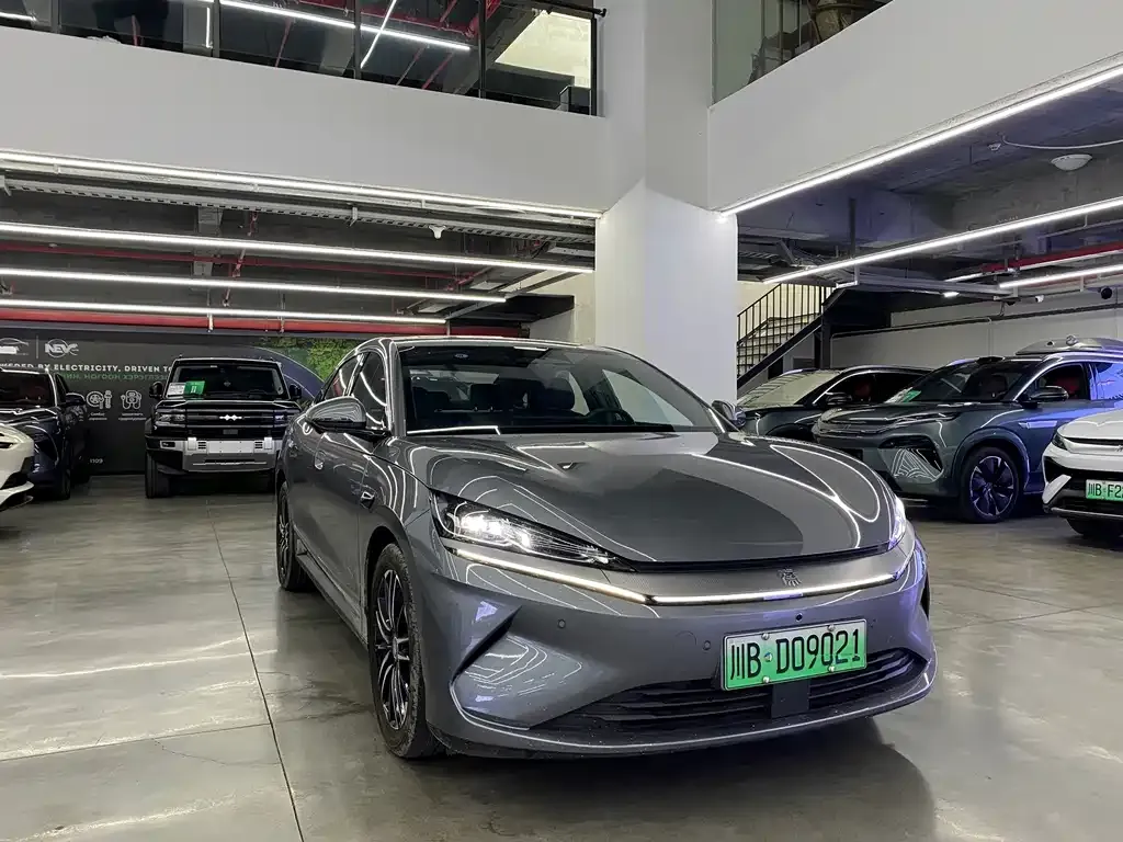 BYD Qin L — фото 6