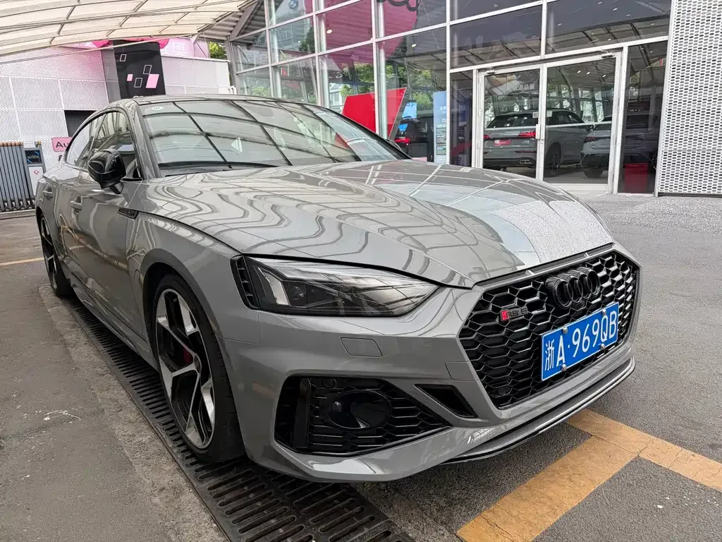 Audi RS 5 — фото 8