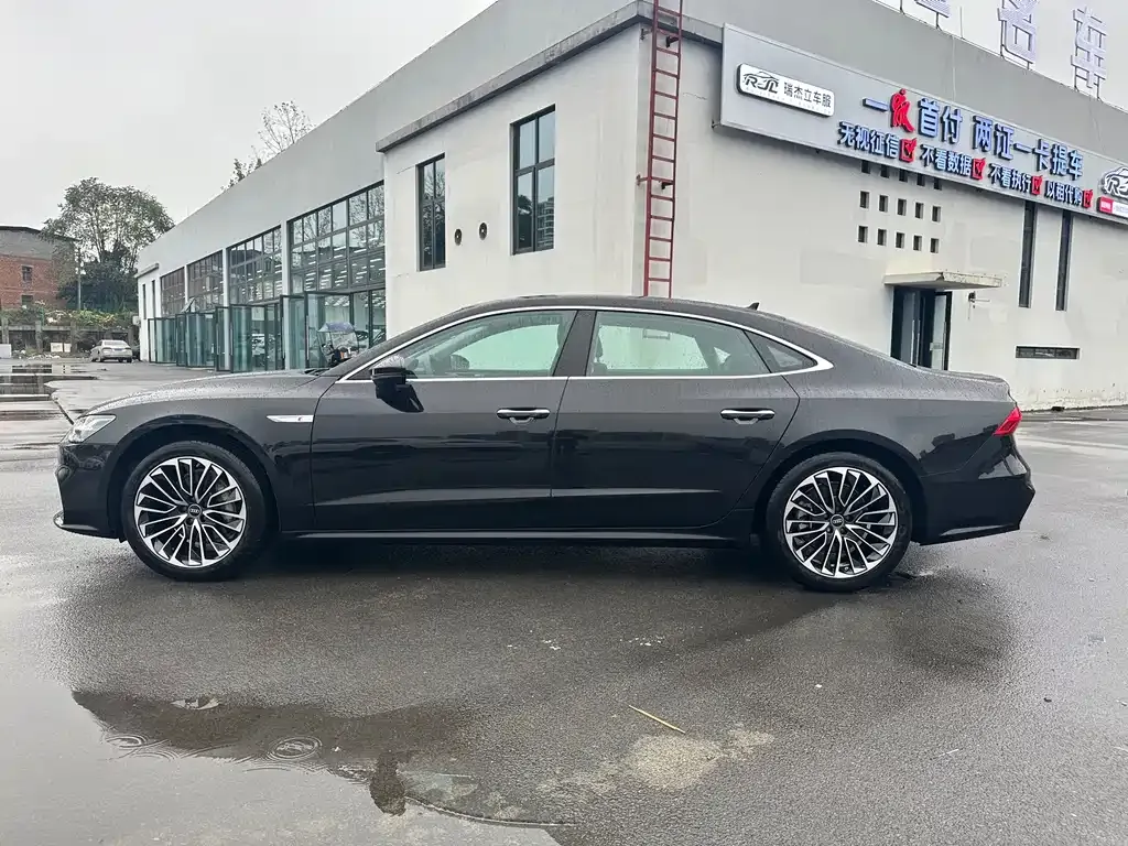 Audi A7L — фото 4