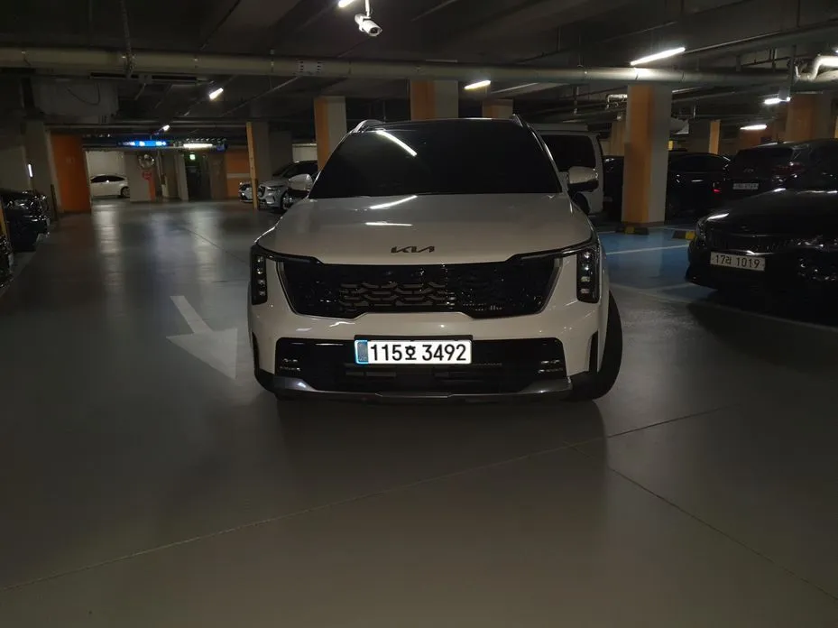 Kia Sorento — фото 1
