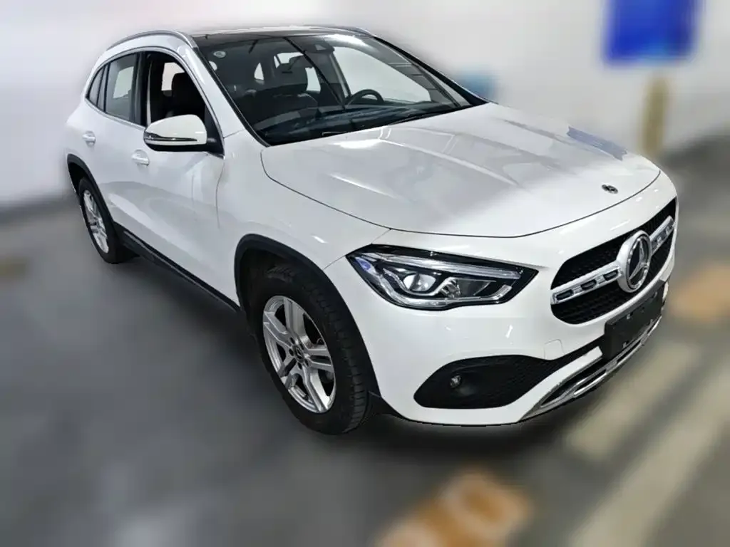 Mercedes-Benz GLA — фото 7