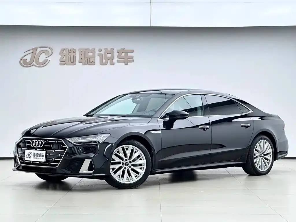 Audi A7L — фото 1