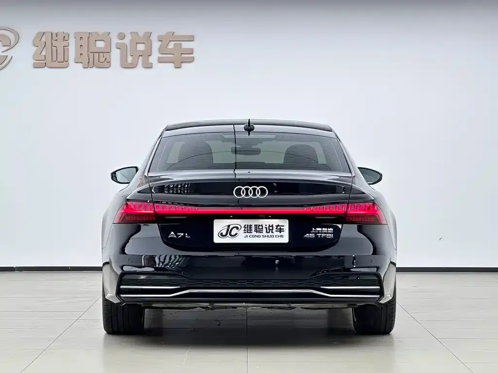 Audi A7L — фото 3