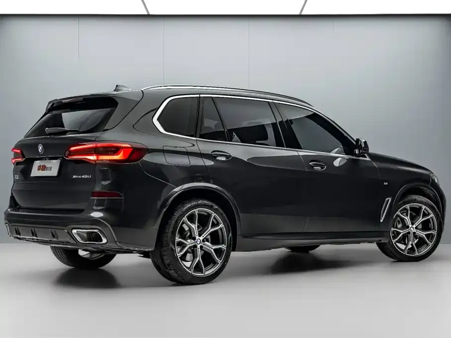 BMW X5 — фото 6