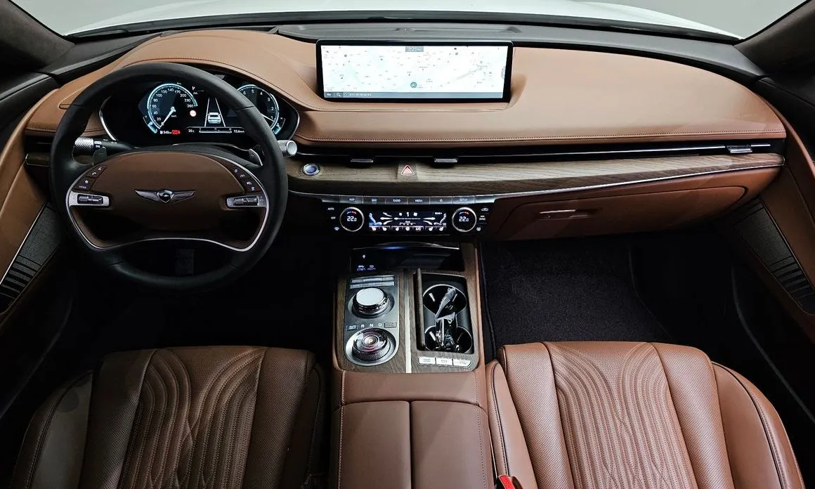 Genesis G80 — фото 9