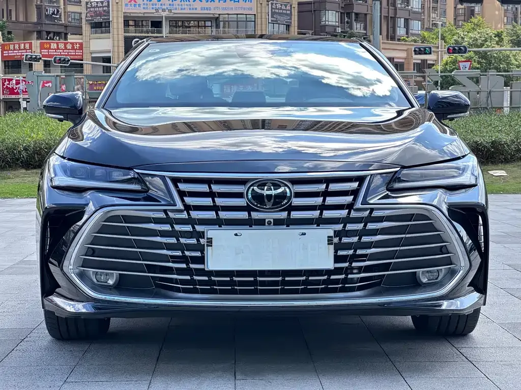 Toyota Avalon — фото 3