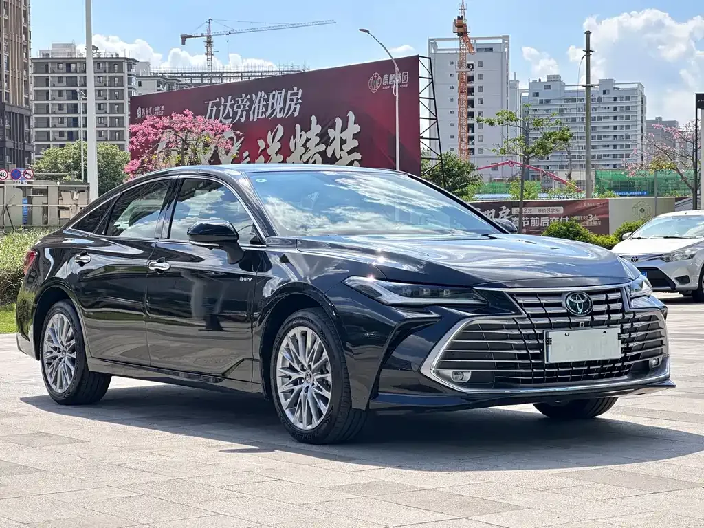 Toyota Avalon — фото 4