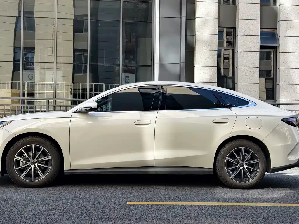 BYD Seal 06 — фото 10