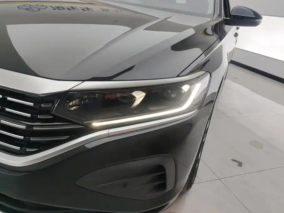 Volkswagen Passat — фото 6