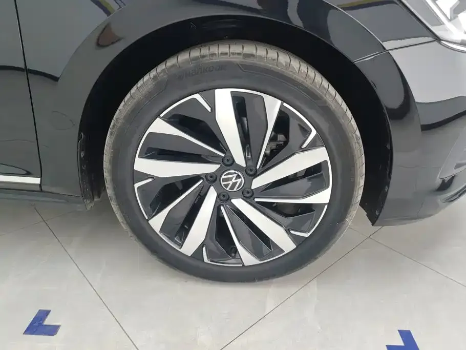 Volkswagen Passat — фото 4