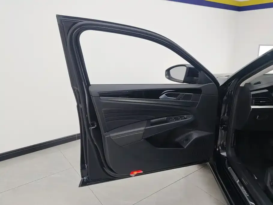 Volkswagen Passat — фото 2