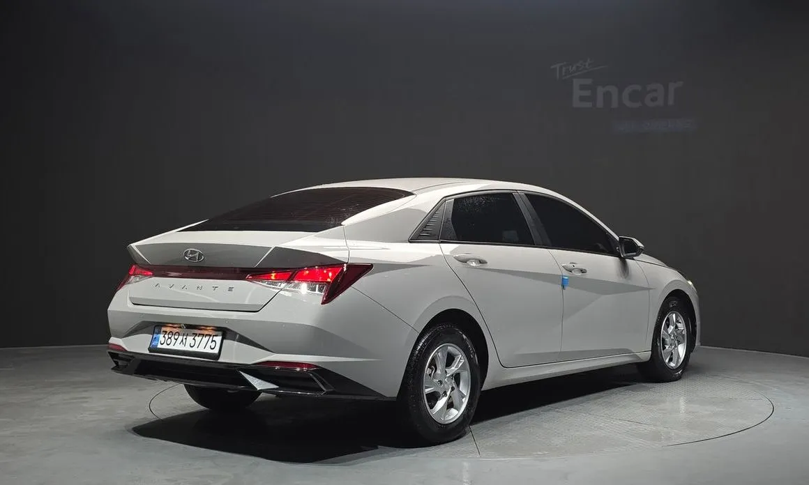 Hyundai AVANTE — фото 2