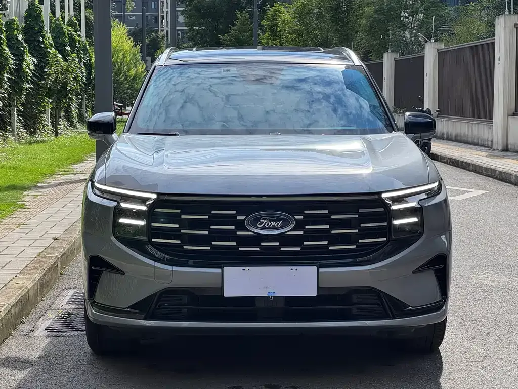 Ford Edge — фото 3