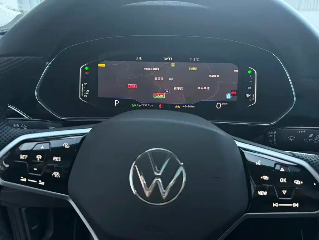 Volkswagen Passat — фото 3