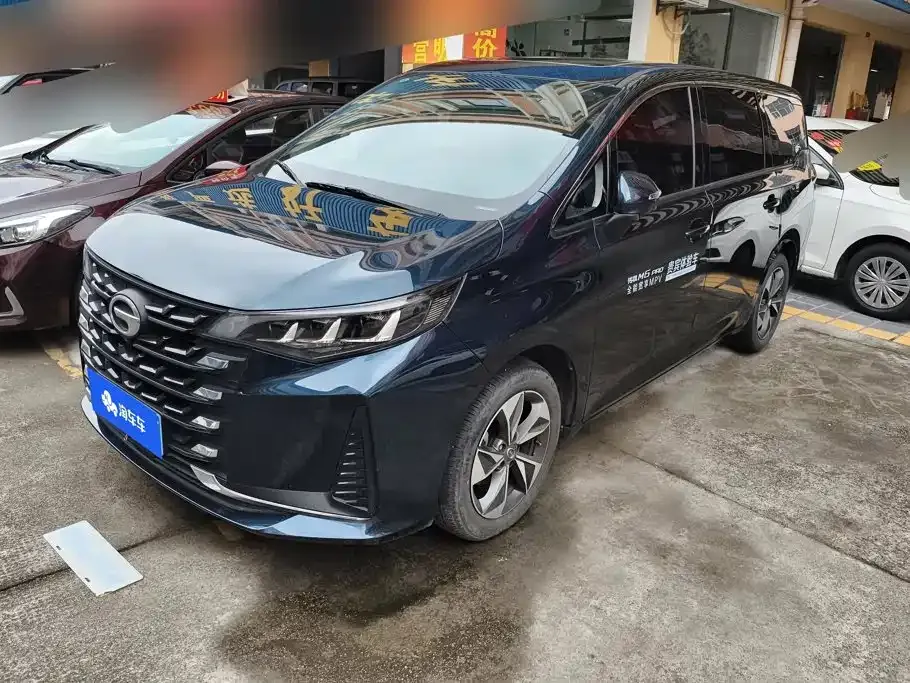 GAC Motor Trumpchi M6 — фото 1