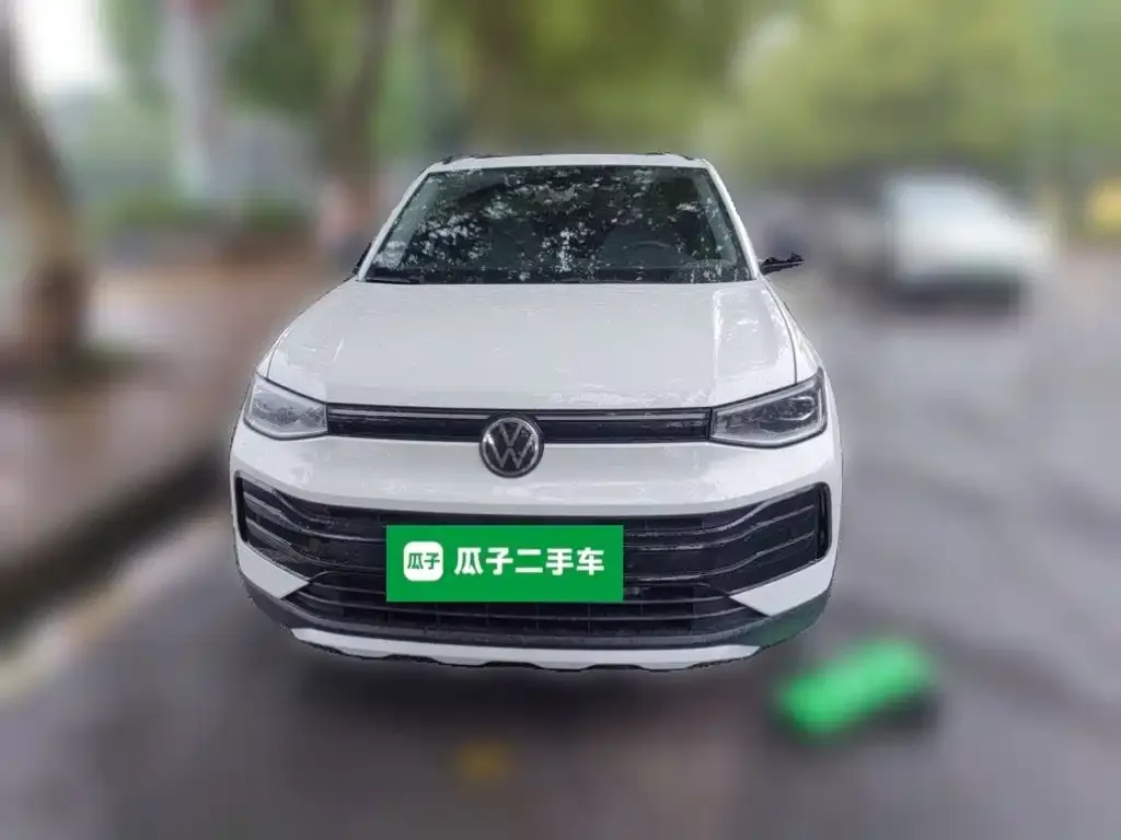 Volkswagen Tharu — фото 3