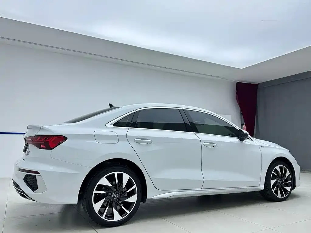 Audi A3 — фото 4