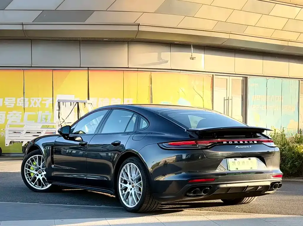 Porsche Panamera Hybrid — фото 9