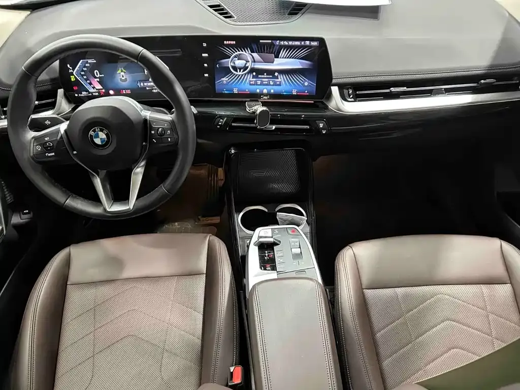 BMW X1 — фото 10