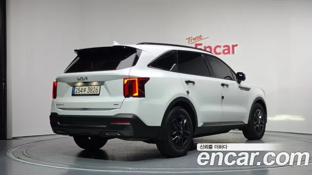 Kia Sorento — фото 5