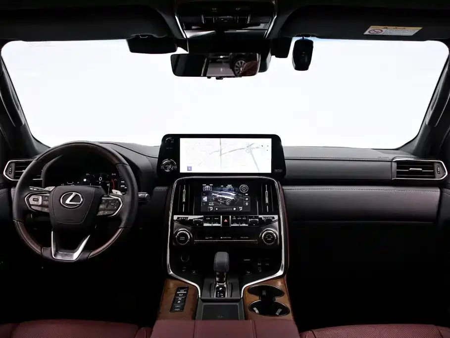 Lexus LX — фото 9