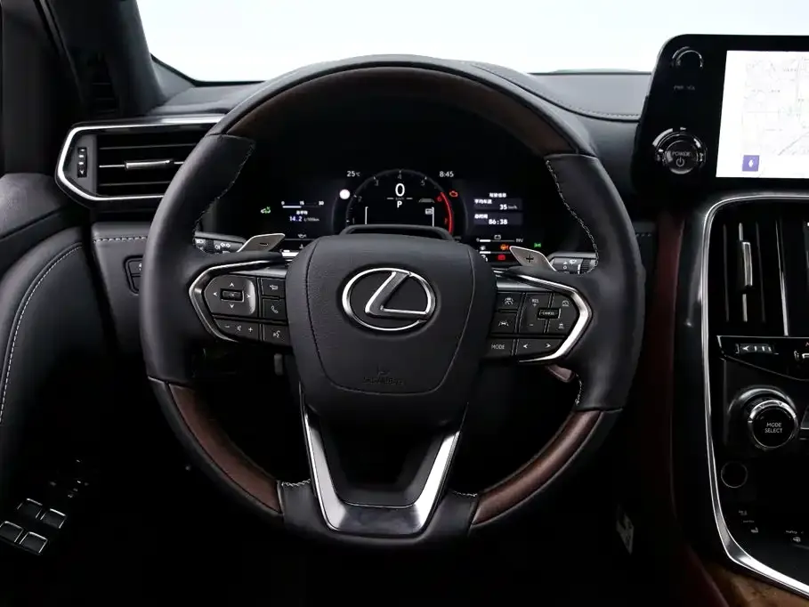 Lexus LX — фото 6