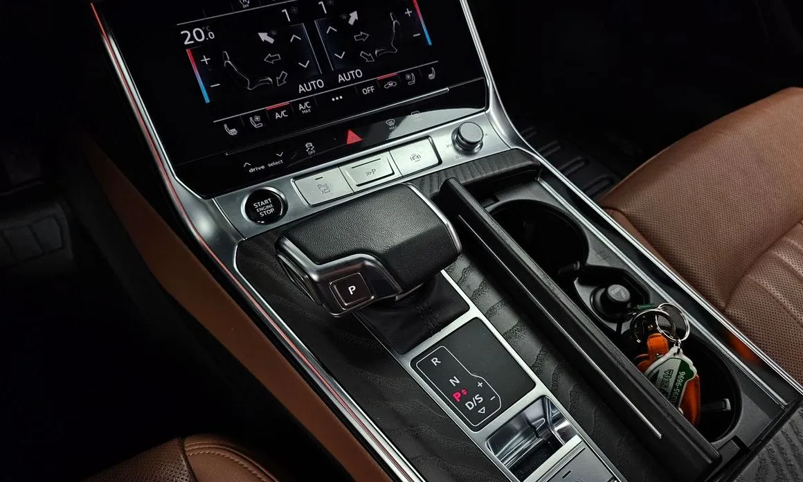 Audi A6 — фото 7