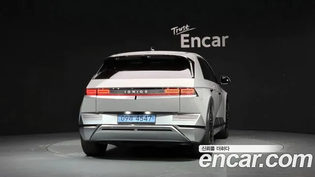 Hyundai Ioniq5 — фото 3