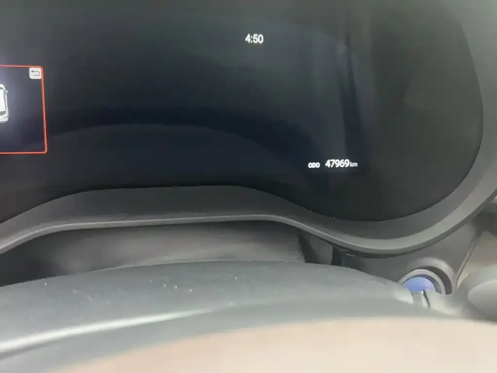 Toyota Granvia — фото 8