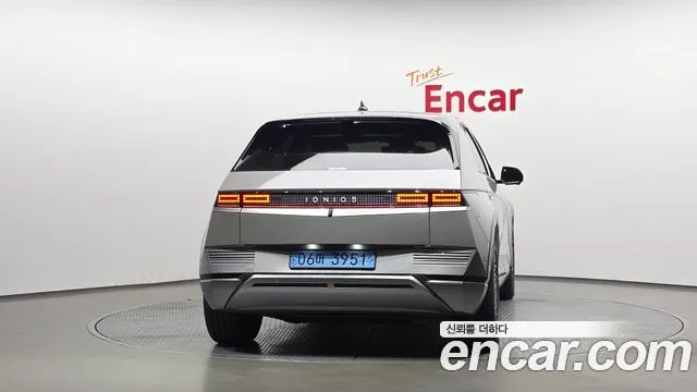 Hyundai Ioniq5 — фото 4