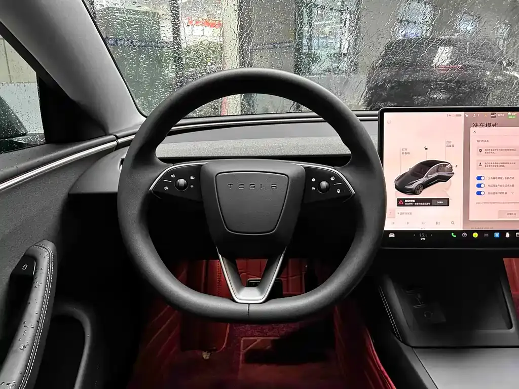Tesla Model 3 — фото 8