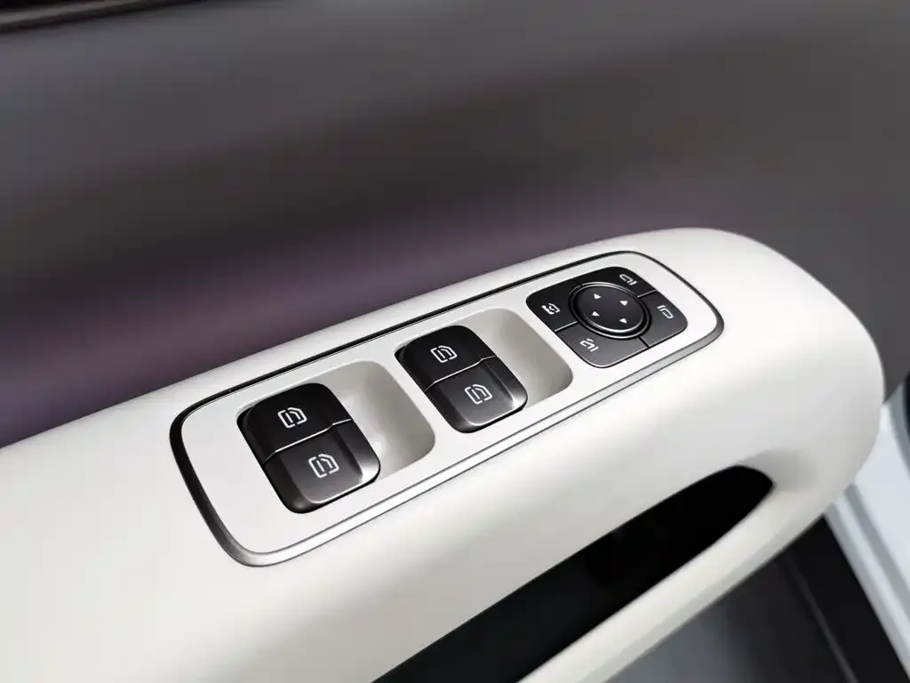 Li Auto Li i8 — фото 3