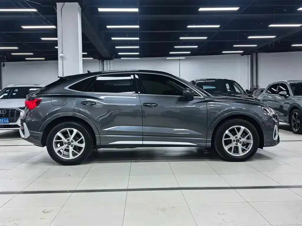Audi Q3 Sportback — фото 5