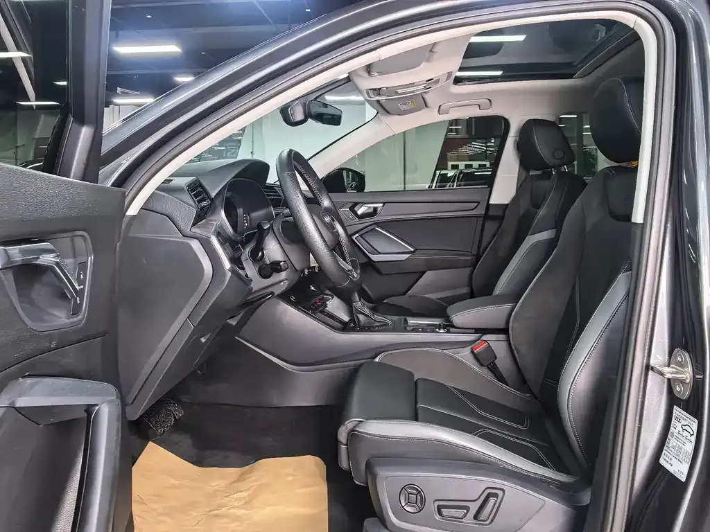 Audi Q3 Sportback — фото 8