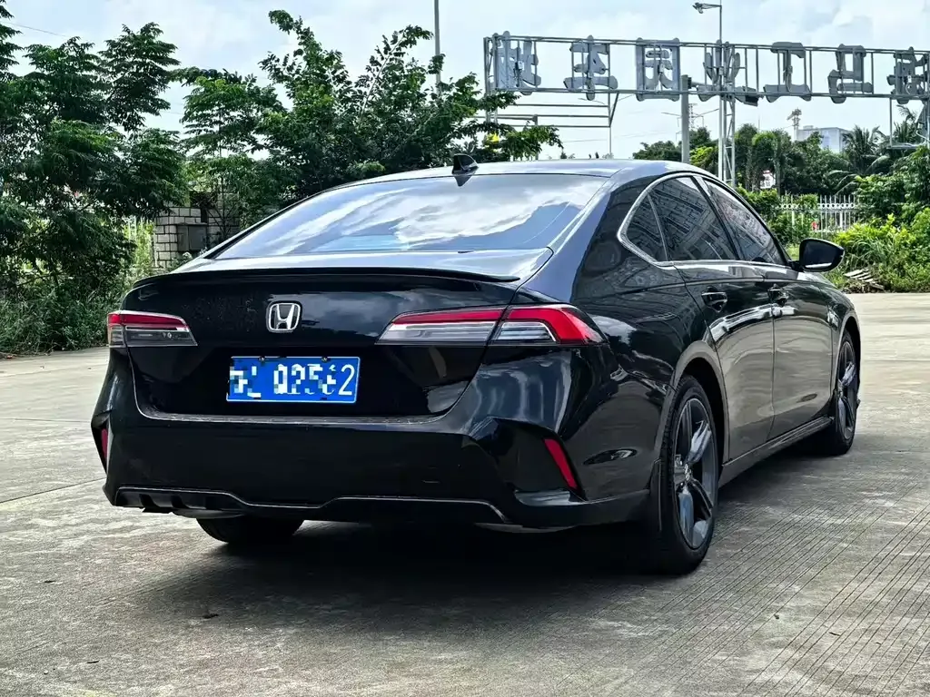 Honda Inspire — фото 4