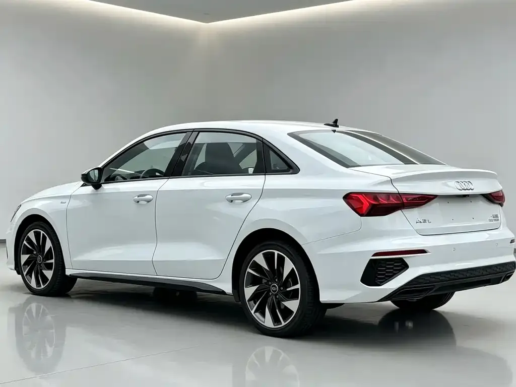 Audi A3 — фото 6