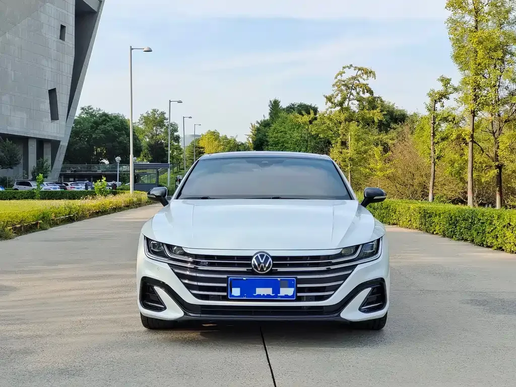Volkswagen CC — фото 10