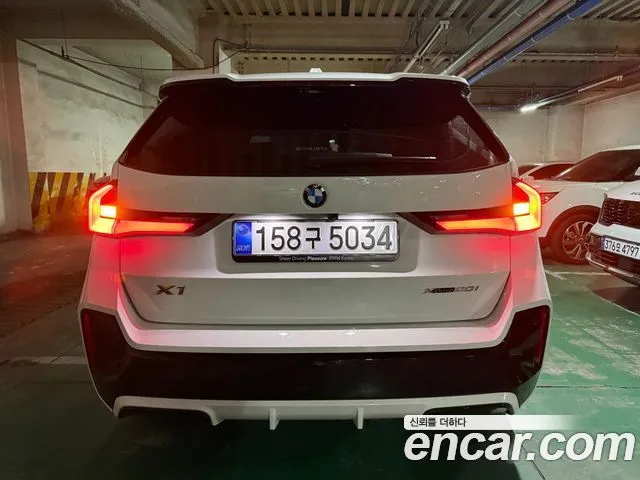 BMW X1 — фото 10