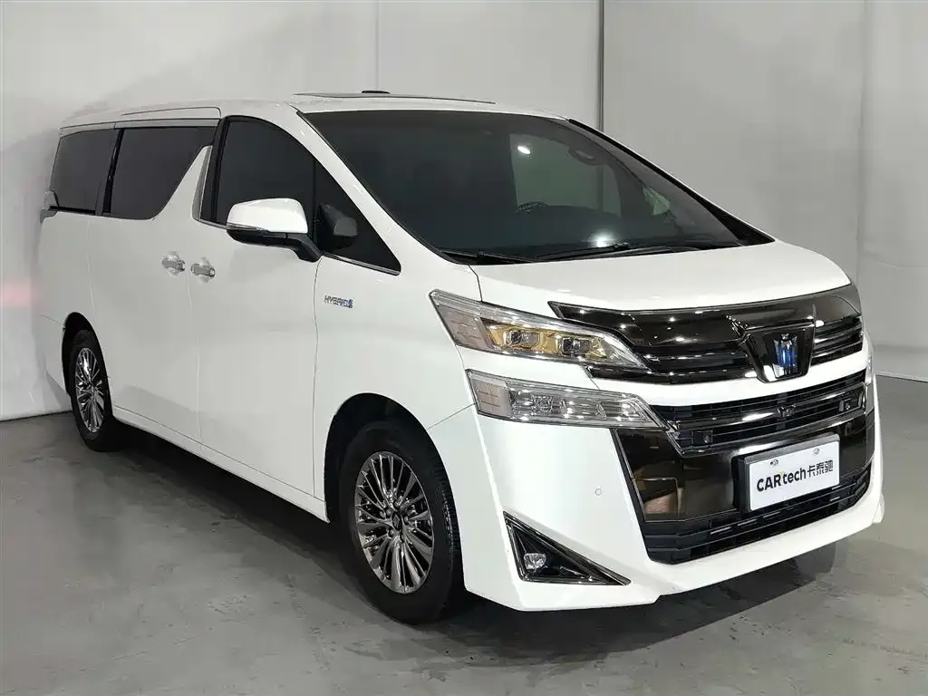 Toyota Vellfire — фото 5