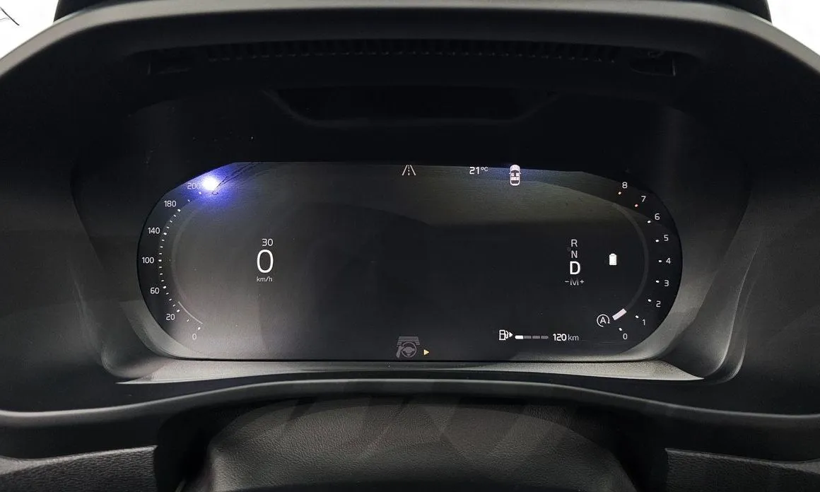 Volvo XC40 — фото 2