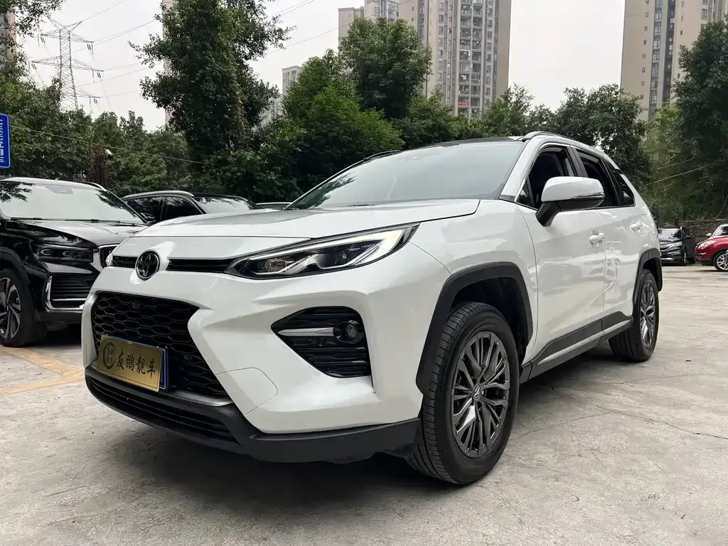 Toyota Wildlander — фото 1