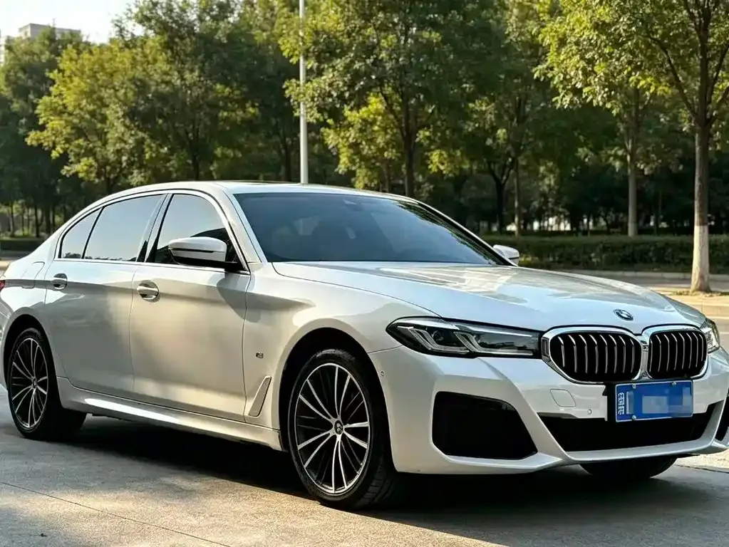 BMW 5 Series — фото 5