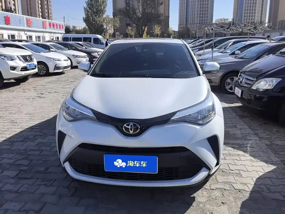 Toyota C-HR — фото 4