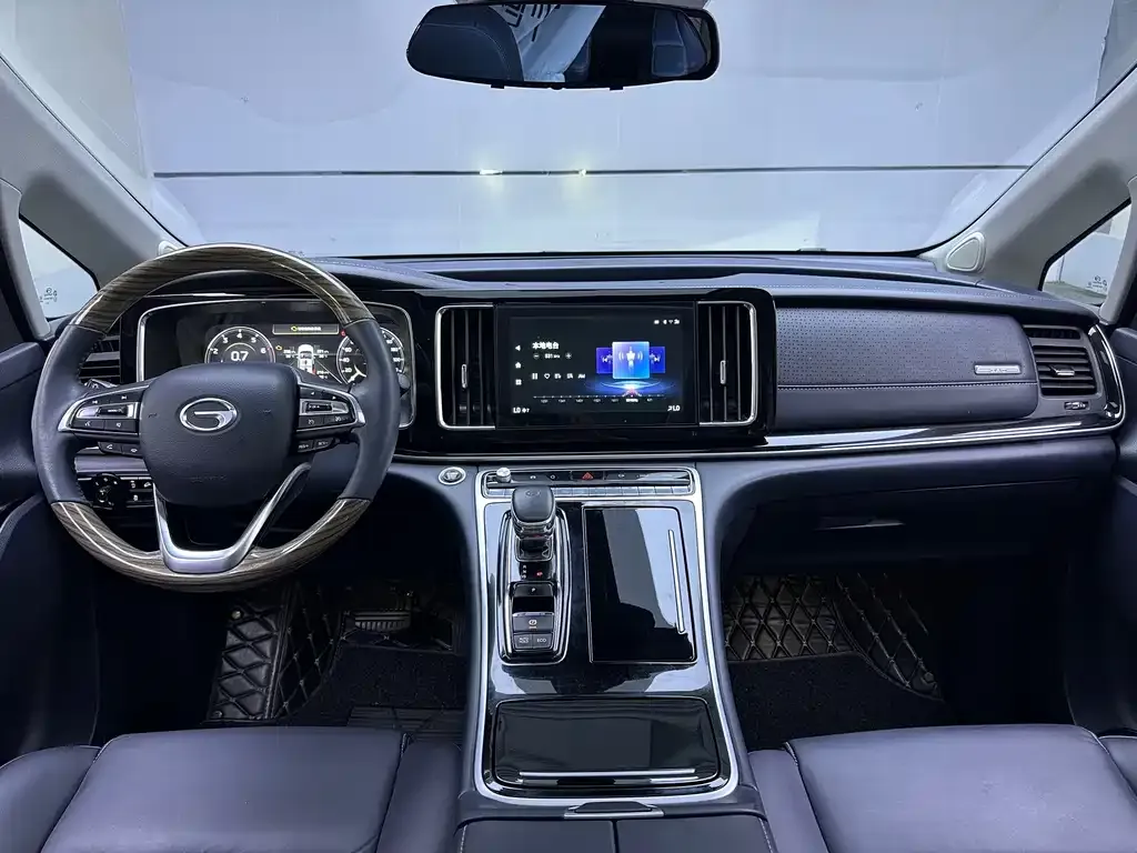 GAC Motor Trumpchi M8 — фото 8